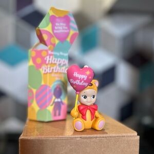 Sonny Angel HAPPY BIRTHDAY 🎁 Birthday Gift 🐻 Bear NEW blind box